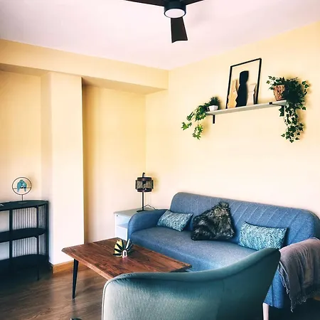 Almamater Apartment